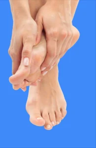 douleur en dessous du pied dès les premiers pas